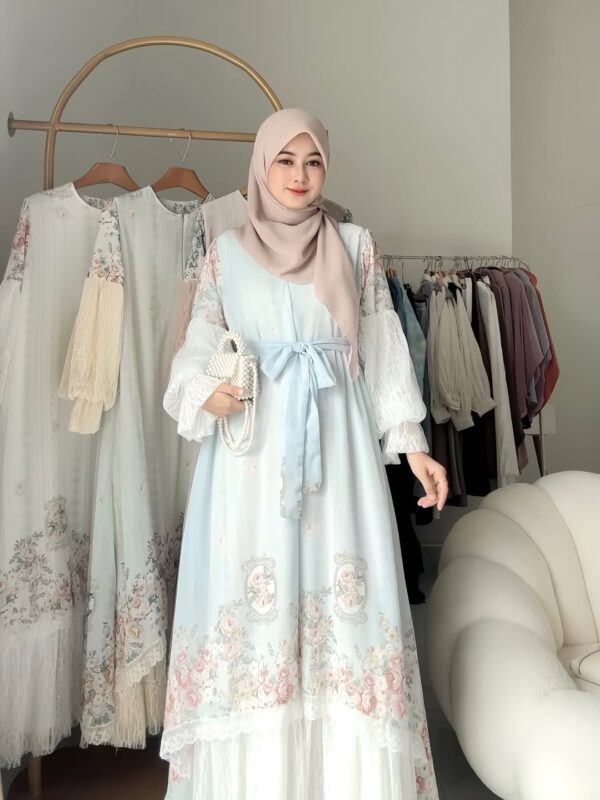 Zaniva Lace Chantily Maxi - soft