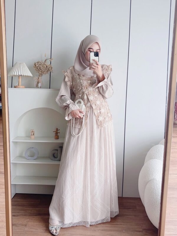 Amirra Flower Chantily Maxi - white